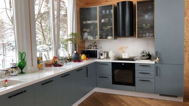 Дизайн маленькой кухни на даче: идеи и решения