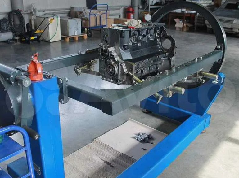 Кантователи и стенды для ремонта двигателя: как выбрать оборудование под задачи сервиса